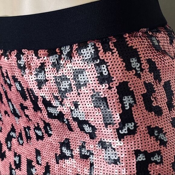 BCBGMAXAZRIA Cheetah Sequin Mini Skirt - Picture 3 of 8
